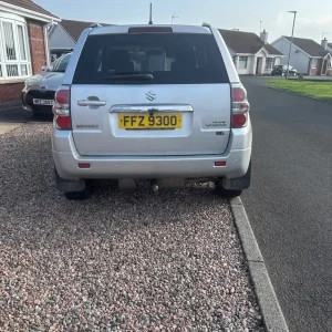 Suzuki Grand Vitara Estate 2011 2393cc 3-door - Image 4
