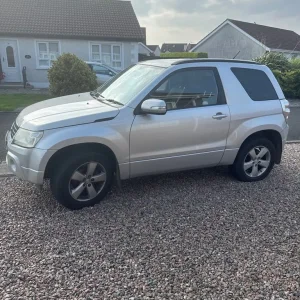 Suzuki Grand Vitara Estate 2011 2393cc 3-door