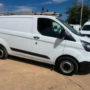 2019 Ford Transit Custom 2.0 EcoBlue Panel Van - Image 2