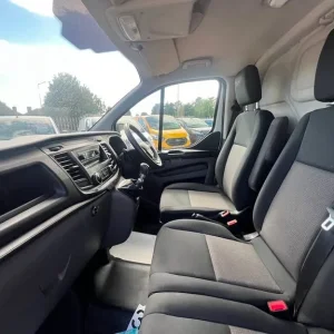 2019 Ford Transit Custom 2.0 EcoBlue Panel Van - Image 3