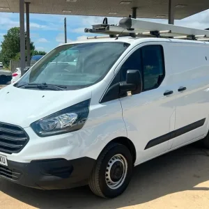 2019 Ford Transit Custom 2.0 EcoBlue Panel Van - Image 6
