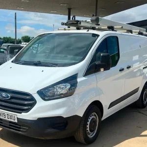 2019 Ford Transit Custom 2.0 EcoBlue Panel Van - Image 7