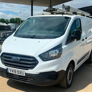 2019 Ford Transit Custom 2.0 EcoBlue Panel Van - Image 8
