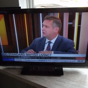 32in Panasonic TV with Freeview - Image 2