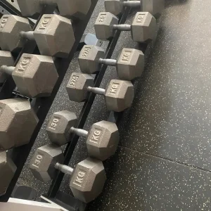 York commercial 3 tier dumbbell rack with 385kg cast iron dumbbell set 5-30kg 2.5kg increments - Image 2