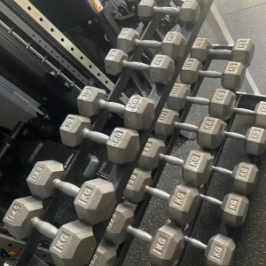 York commercial 3 tier dumbbell rack with 385kg cast iron dumbbell set 5-30kg 2.5kg increments - Image 4