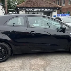 2016 Kia Rio 1.25 petrol manual 3-door hatchback - Image 2