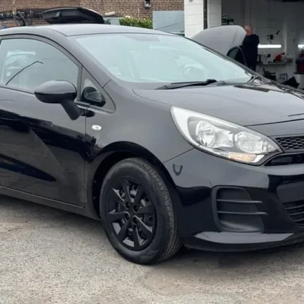 2016 Kia Rio 1.25 petrol manual 3-door hatchback
