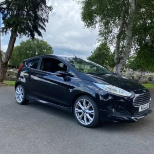 Ford Fiesta hatchback 2013 manual 3-door 1.0 EcoBoost - Image 4