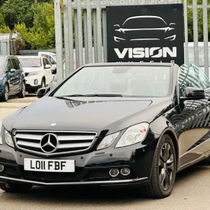 2011 Mercedes E350 CDI Cabriolet - Image 3