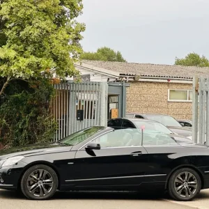 2011 Mercedes E350 CDI Cabriolet - Image 7