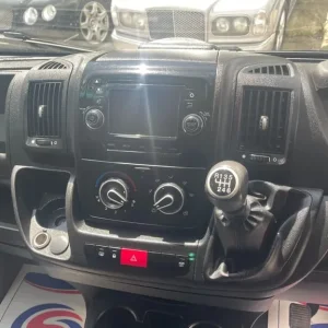 2018 Peugeot Boxer 2.0 BlueHDi H2 Professional Van - Image 5