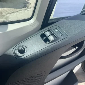 2018 Peugeot Boxer 2.0 BlueHDi H2 Professional Van - Image 6