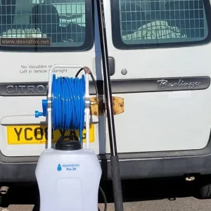 Aquaspray Pro 20L reach and wash window cleaner - Image 2