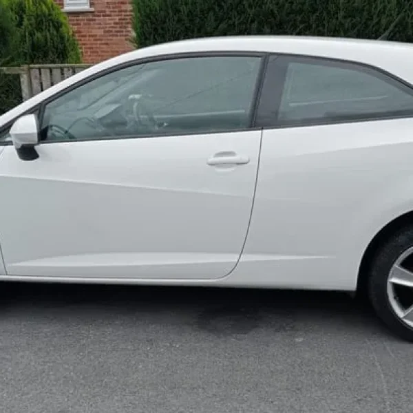 Seat IBIZA TOCA Hatchback 2014 Manual 3-door
