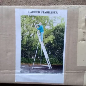 Extending Ladder with Safety Support - Image 3