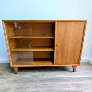 Lebus mid century teak display cabinet with sliding glass doors - Image 3