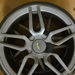 Golf trolley wheels
