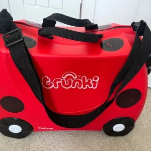 Ladybug Trunki Ride-on Suitcase