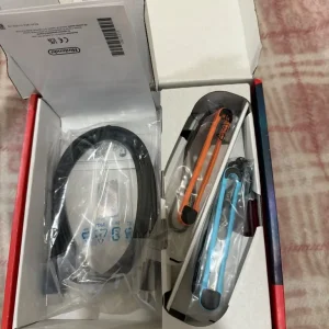 NINTENDO SWITCH 2 (With case and screen protector) - Image 4