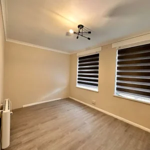 Two double bedroom ground floor flat on Longbridge Road near Goodmayes station - Image 3