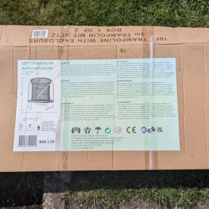 10ft trampoline with enclosure