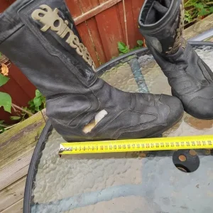 East London Motorcycle Clothing – All Types – See Photos – Verwood, Dorset - Image 2