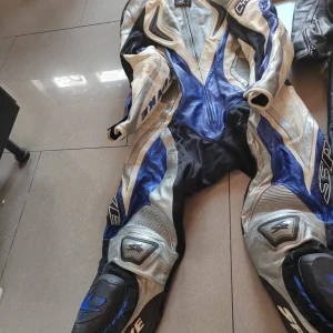 East London Motorcycle Clothing – All Types – See Photos – Verwood, Dorset - Image 4