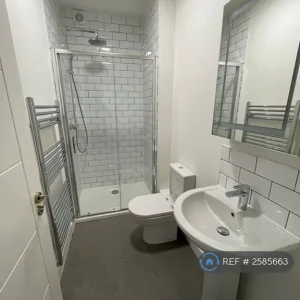 1 bedroom flat in Aylesbury Road, Hailsham, Wealden (1 bed) - Image 7