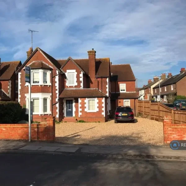 1 bedroom flat in Aylesbury Road, Hailsham, Wealden (1 bed)