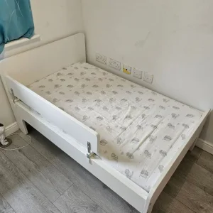 Toddler bed - Image 2
