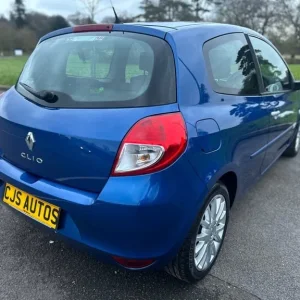 2009 Renault Clio DYNAMIQUE 16V Hatchback Petrol Manual - Image 8