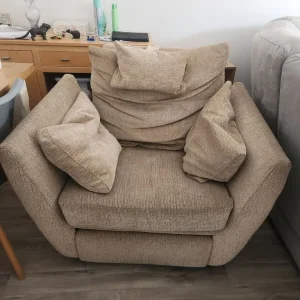 2 seater sofa and recliner - Image 3
