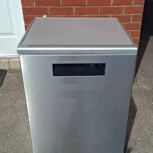 Beko stainless steel dishwasher with catlery drawer on top - Image 2