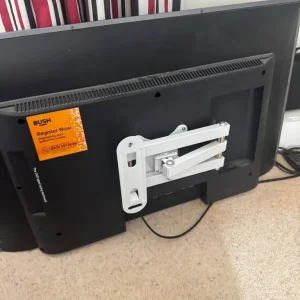 Bush 32inch TV with built-in DVD player - Image 2