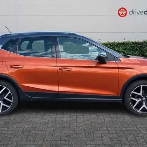 2019 SEAT Arona 1.0 TSI Manual SUV - Image 2