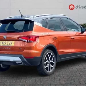 2019 SEAT Arona 1.0 TSI Manual SUV - Image 3