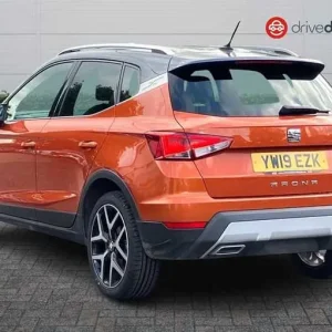 2019 SEAT Arona 1.0 TSI Manual SUV - Image 5
