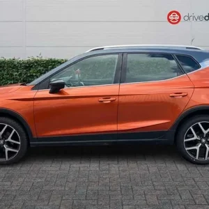 2019 SEAT Arona 1.0 TSI Manual SUV - Image 6