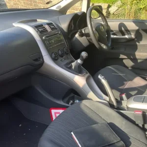 2007 Toyota Auris 1.4 VVTi 3dr Hatchback Petrol Manual - Image 8