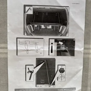 Travall dog guard for Mercedes M Class W164 - Image 2