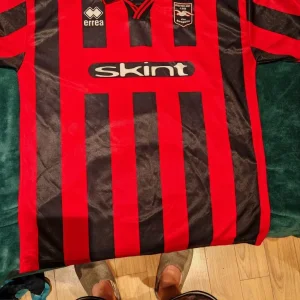 Brighton and Hove Albion away uniform shirt - Image 5