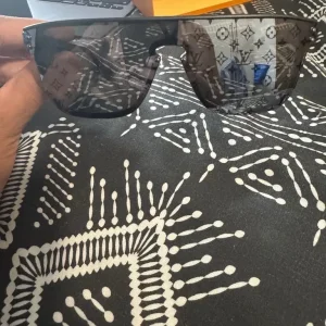 LV Waimea Sunglasses - Image 3