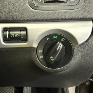 2016 Skoda Yeti 1.2 TSI SE Outdoor 5-door Petrol DSG - Image 5