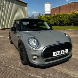 2018 Mini Cooper 3-Door Hatch - Image 2