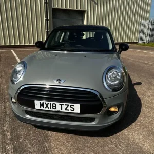 2018 Mini Cooper 3-Door Hatch - Image 3