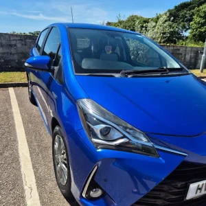 Toyota Yaris Hybrid 2017 5-door - Image 2