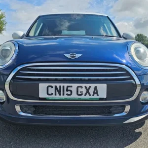 2015 MINI Cooper 1.5 Auto Hatchback - Image 2