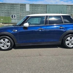 2015 MINI Cooper 1.5 Auto Hatchback - Image 8