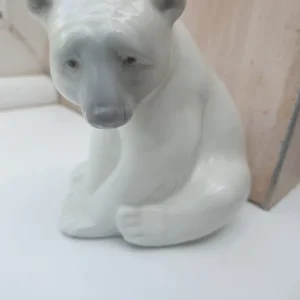 Lladro Sitting Polar Bear Ornament